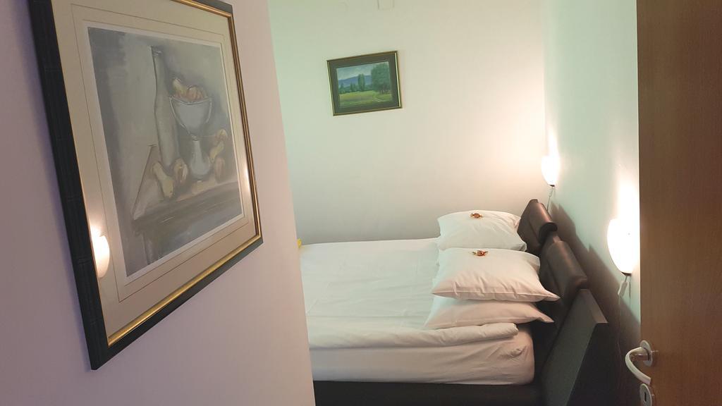 Sanja Apartament *